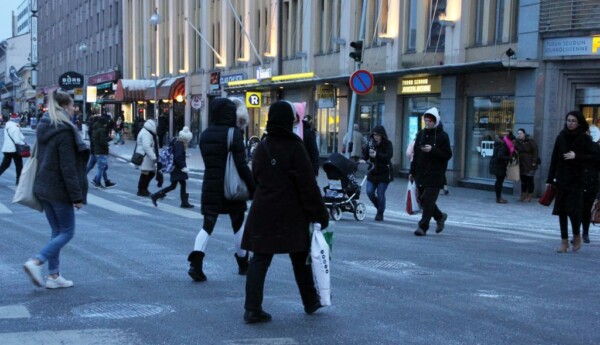 Människor vid ett torg