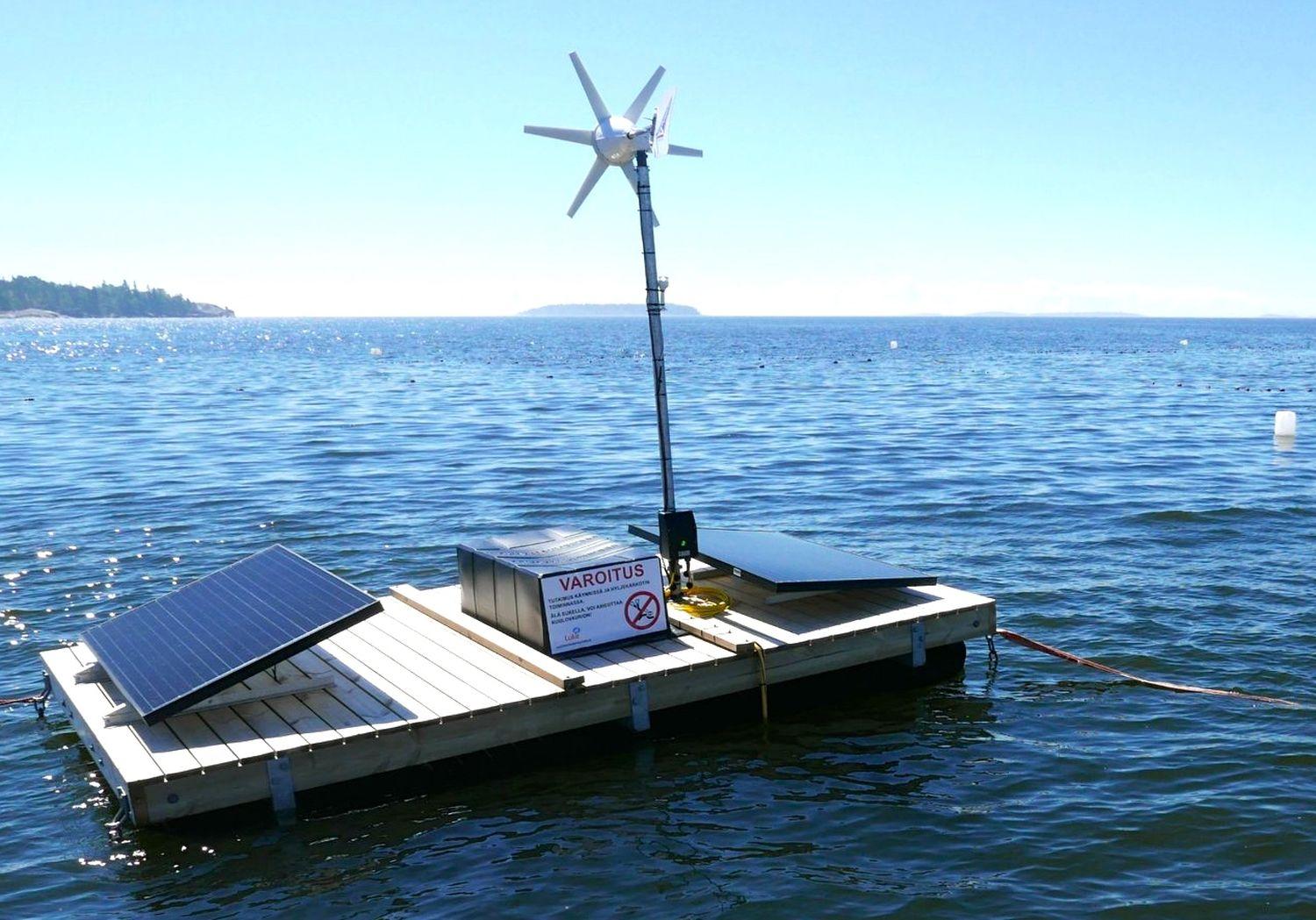 Flotte med sälskrämmarteknik på havet