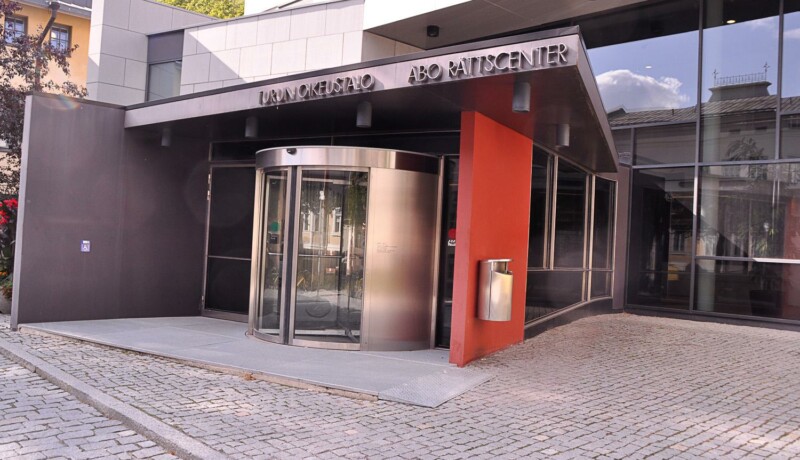 en tingsrätt