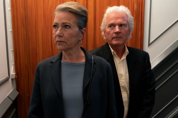 En äldre man och en äldre kvinna