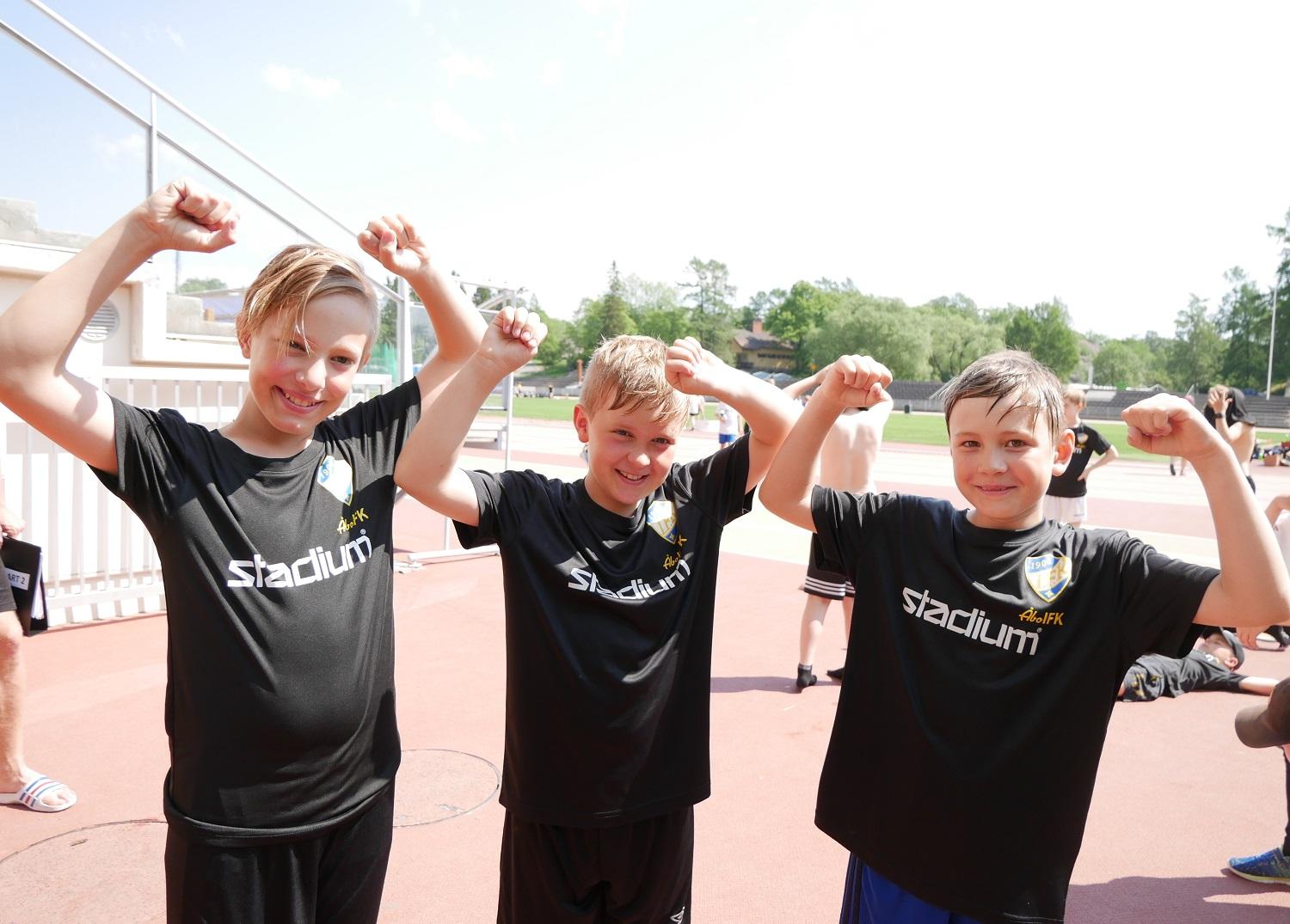Jaakko Arifulla, Casper Iltanen och Rasmus Liesipuro.