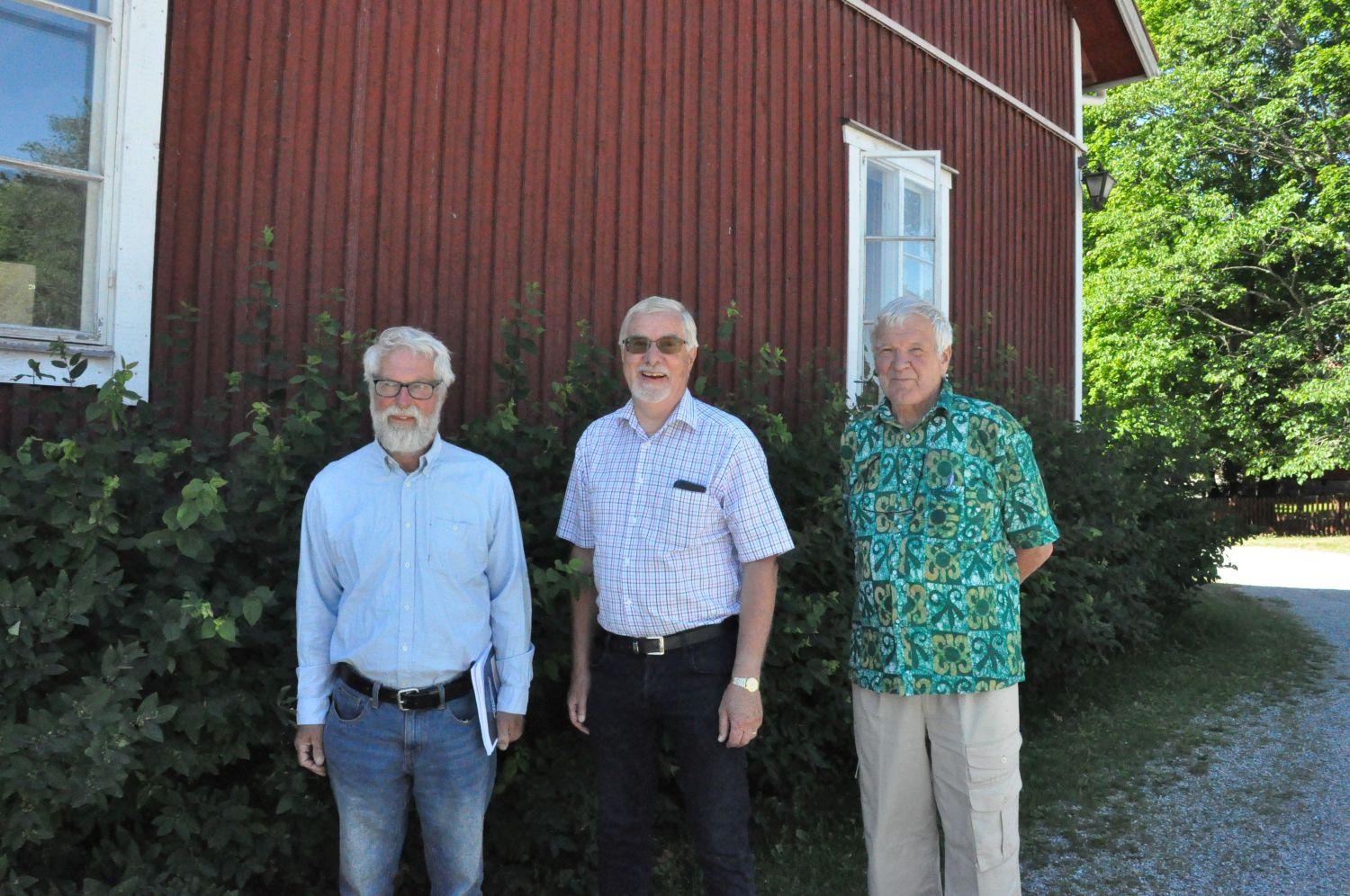 Tre män på rad som varit med och skrivit skärgårdsstrategin