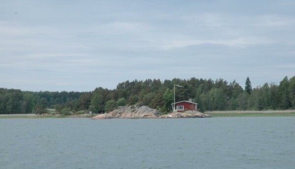 sommarstuga på ö vid havet