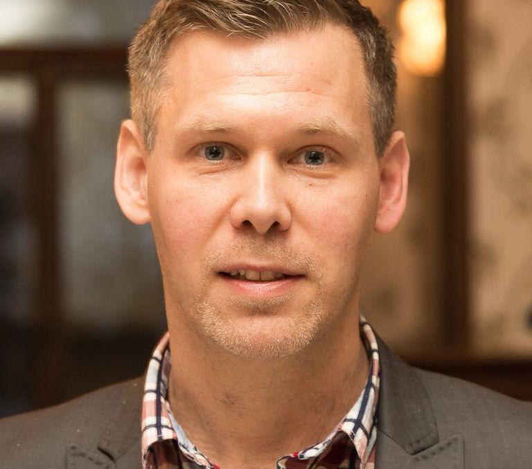 Lauri Rapeli fotograferad framifrån 