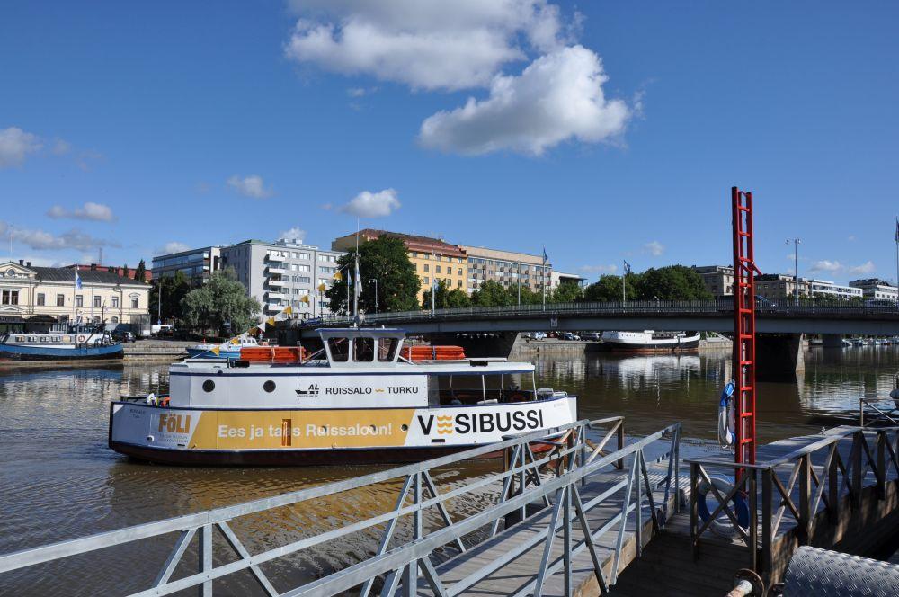 Sjöbuss.