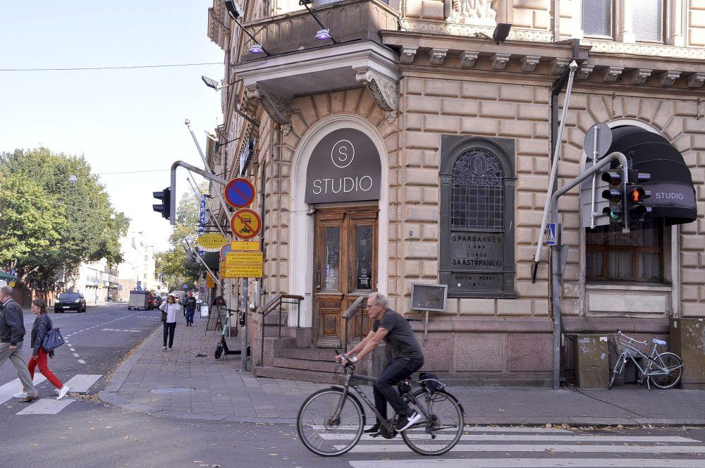 En nattklubb i ett gathörn