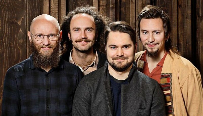 fyra män i grupp mot en bakgrund, jazzgruppen pauli lyytinen magnetia orkesteri