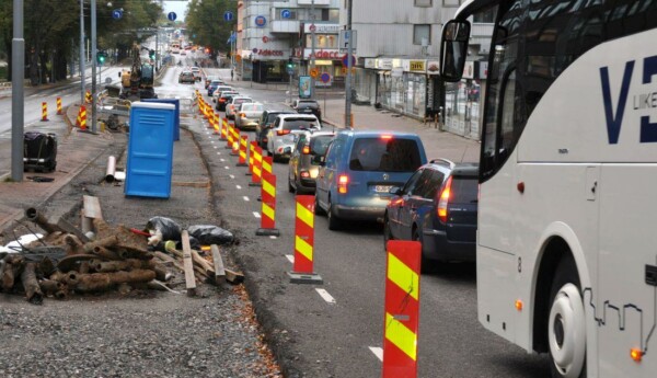 Stängt körfält och bilkö