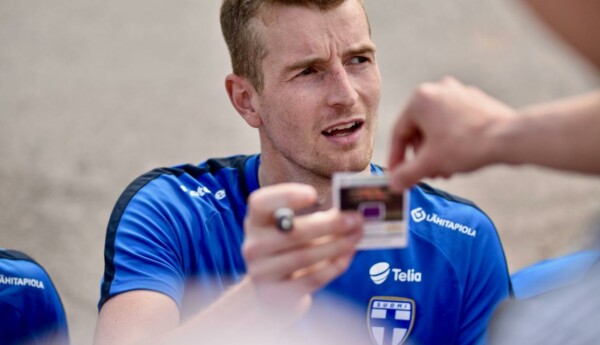 Fotbollsspelaren Lukas Hradecky