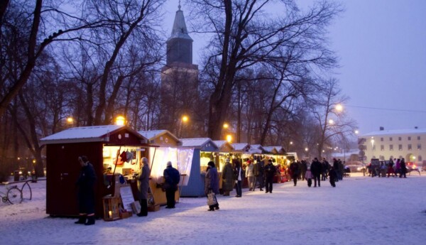 Julmarknad på Gamla Stortorget i Åbo