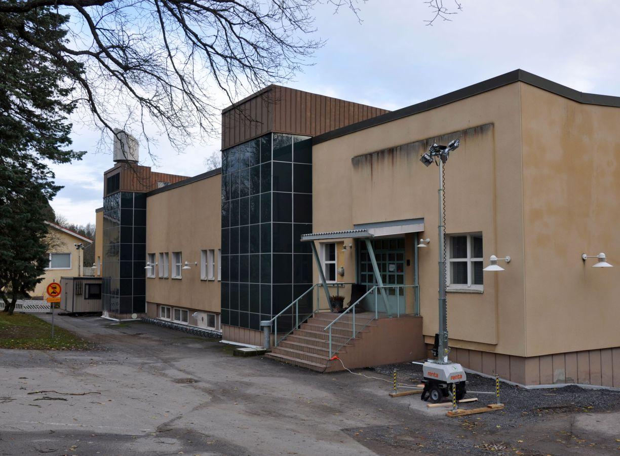 Gammal skolbyggnad repareras