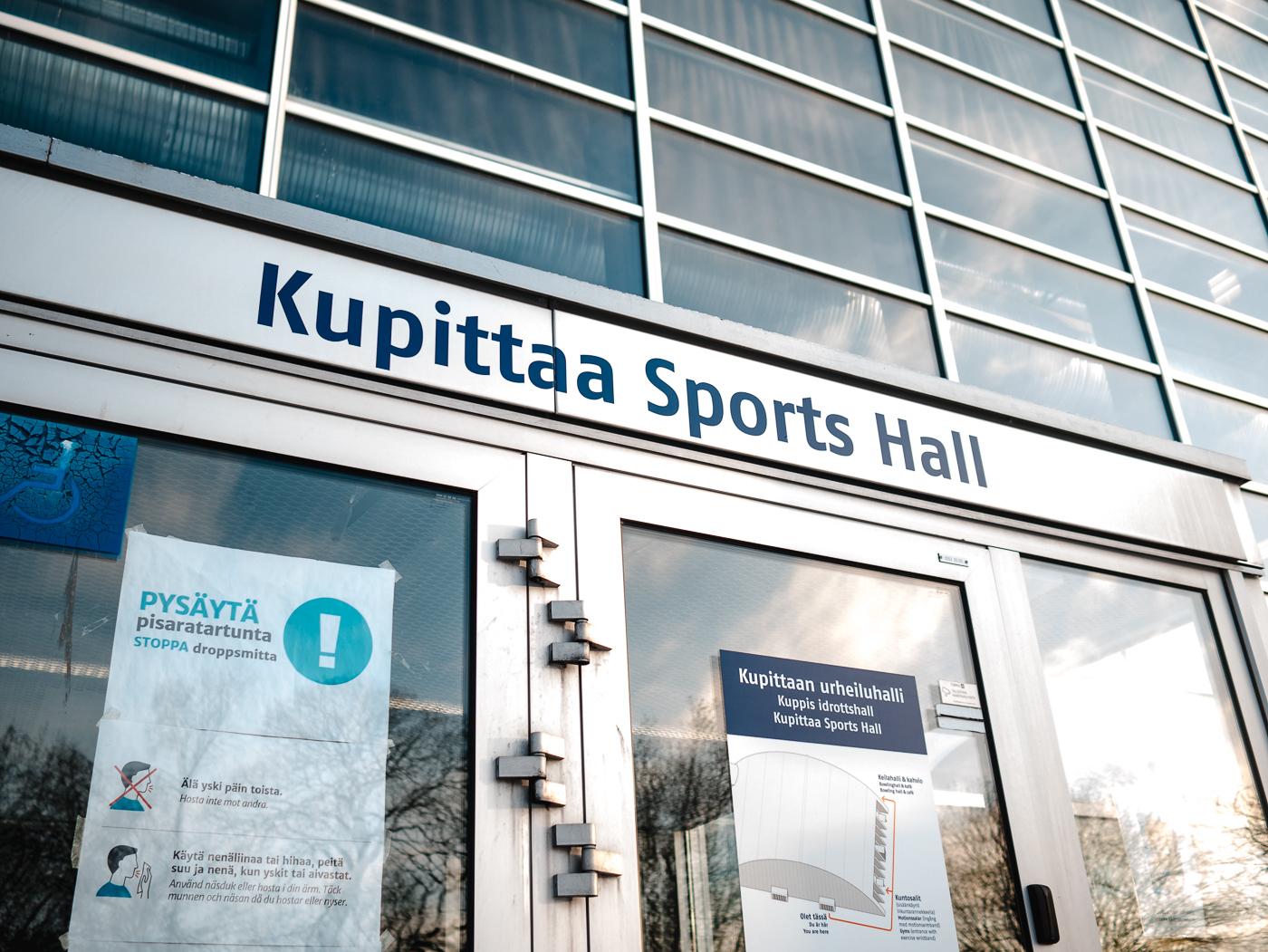 ingång till idrottshall