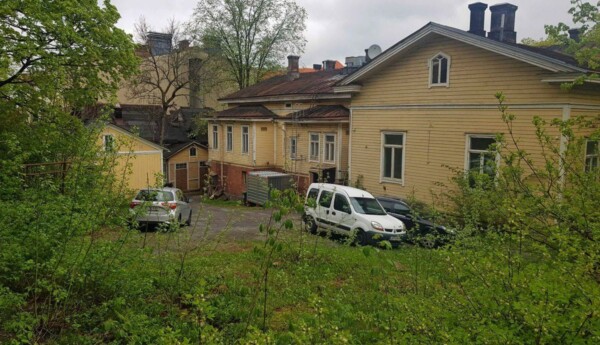 Trähusinnergård