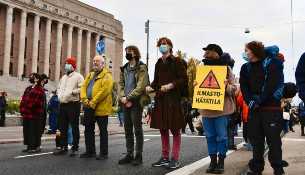 Demonstranter på gata