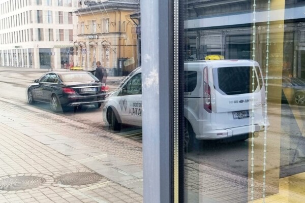Två taxir