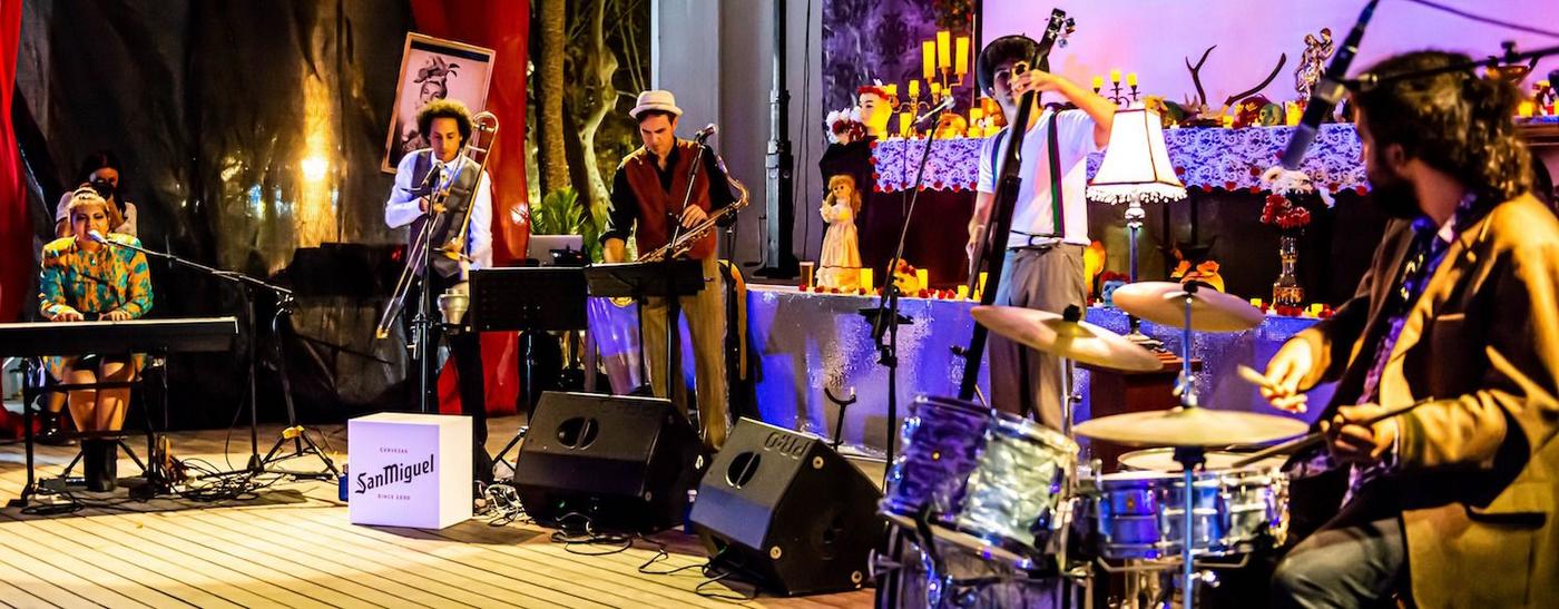 band som uppträder