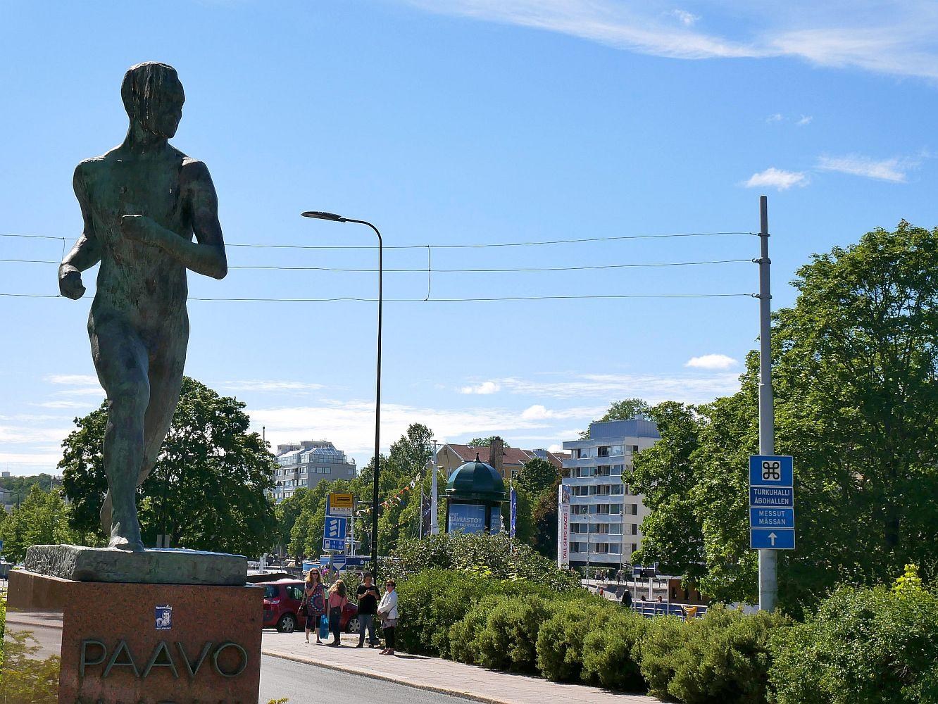 Paavo Nurmis staty i Åbo