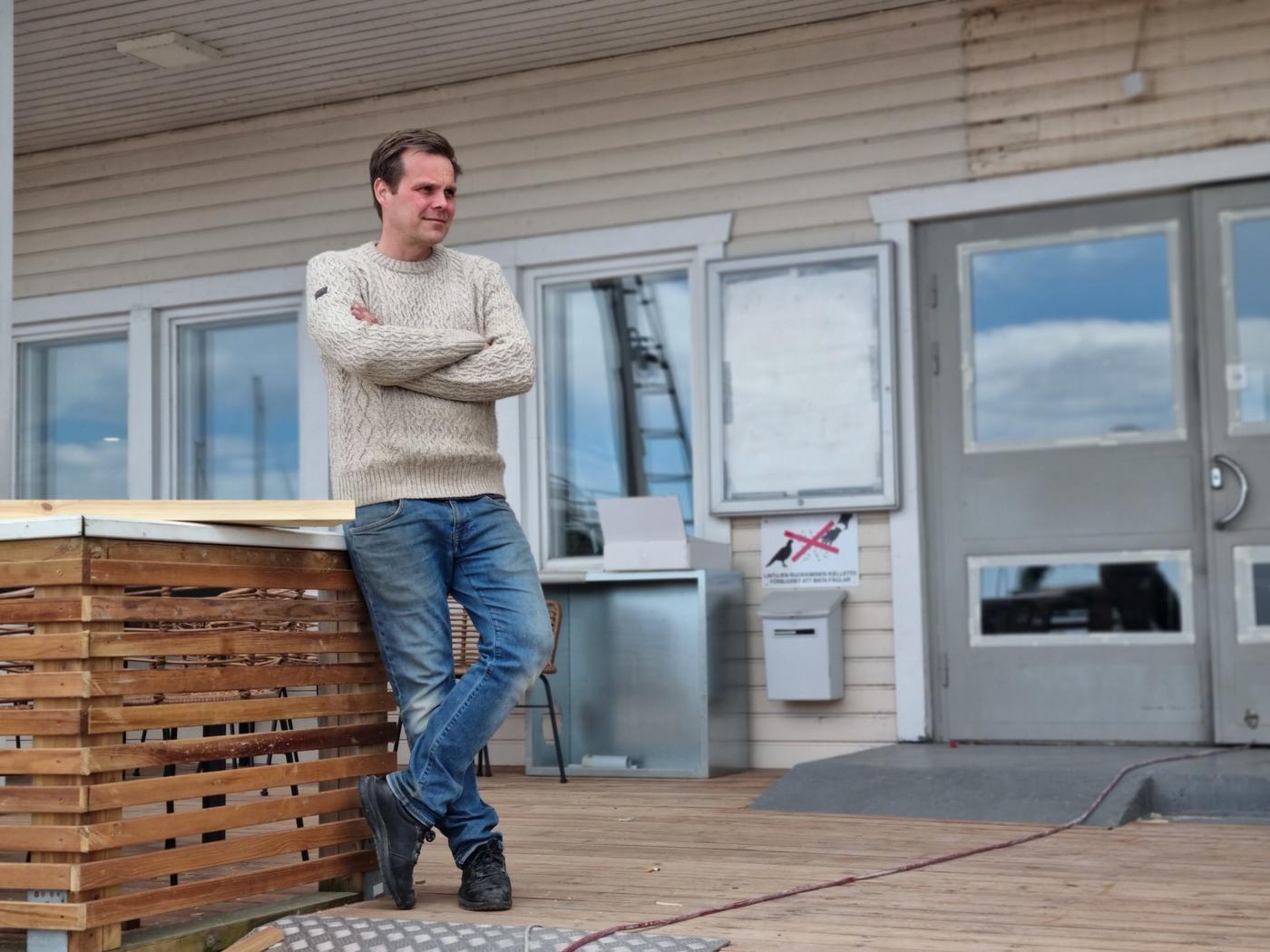 Mats Rehnström på restaurang Stranden i Hangö.