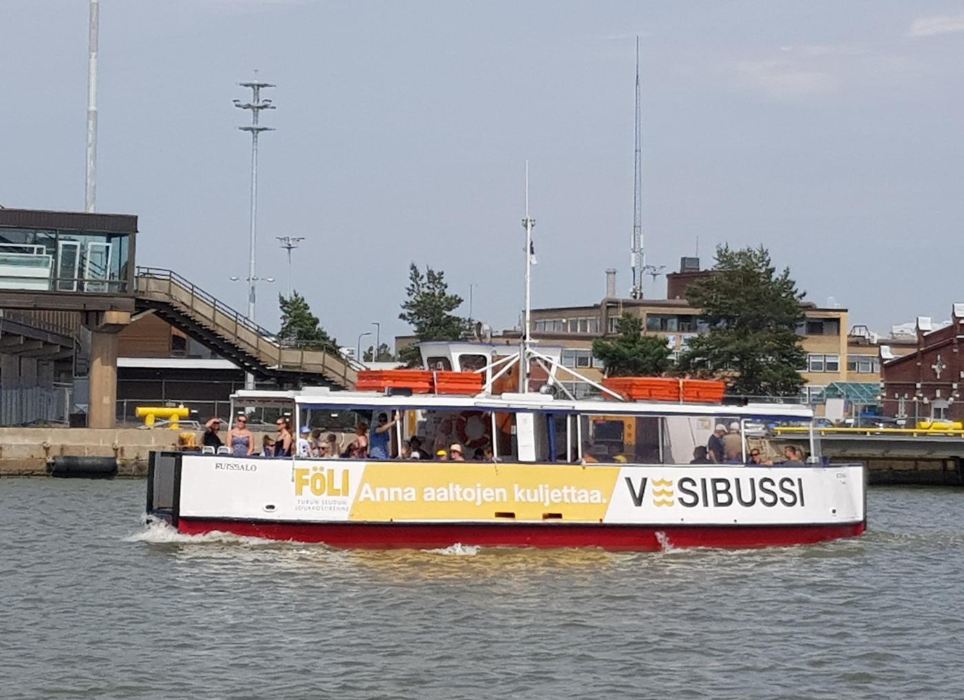 en båt