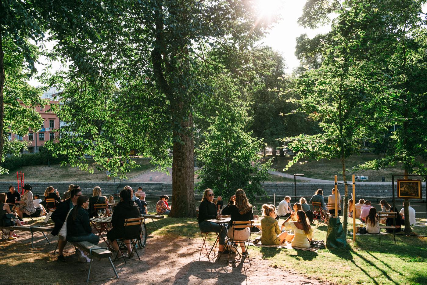 park med folk