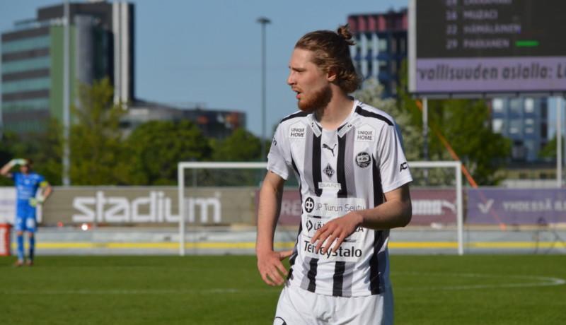 Olli Jakonen, forward i TPS herrlag 2022