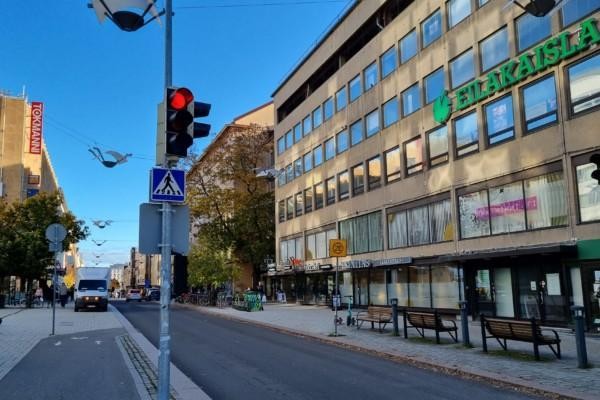 stadshus vid gågata