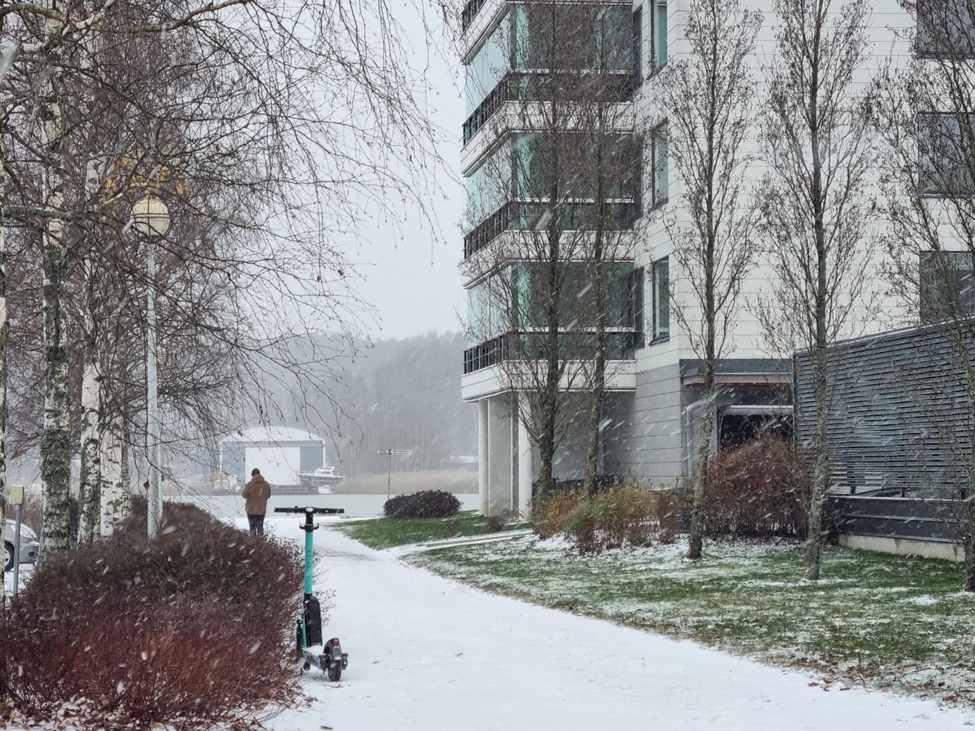 snö och hus