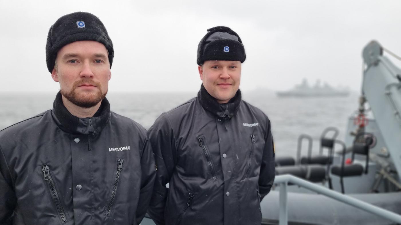 Eero Hemminki och Eemeli Inkala är glada att få uppleva internationellt samarbete som reservister.