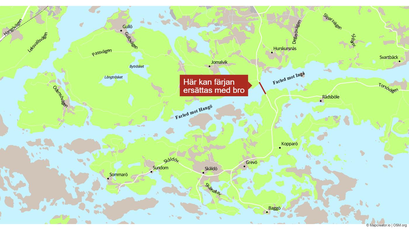 På kartan syns färjpasset på 459 meter mellan fastlandet (Ekenäs) i norr och Skärlandet/Skåldö i söder.