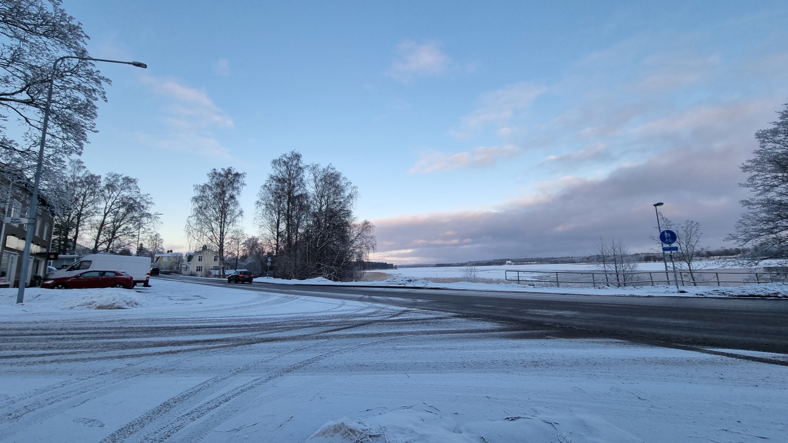 Det var här i början av Österbyvägen som mannen sågs senast.