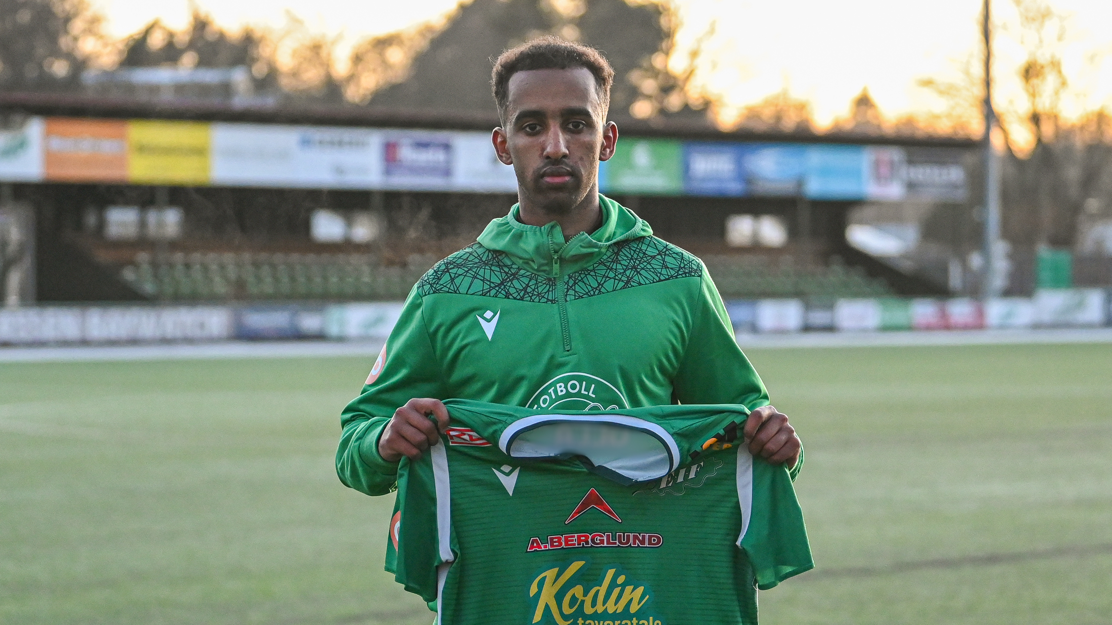 Fahad Muhamed på Centrumplanen i Ekenäs.