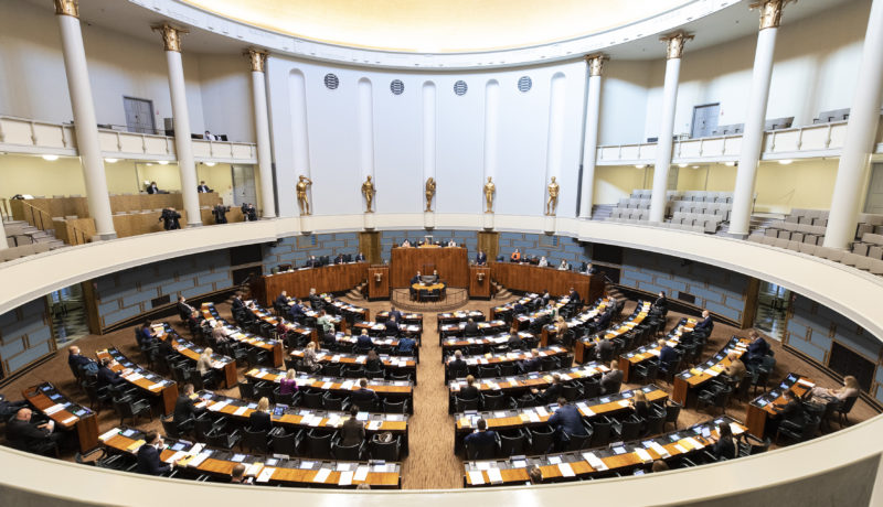 riksdagens stora fina plenisal fotad uppifrån