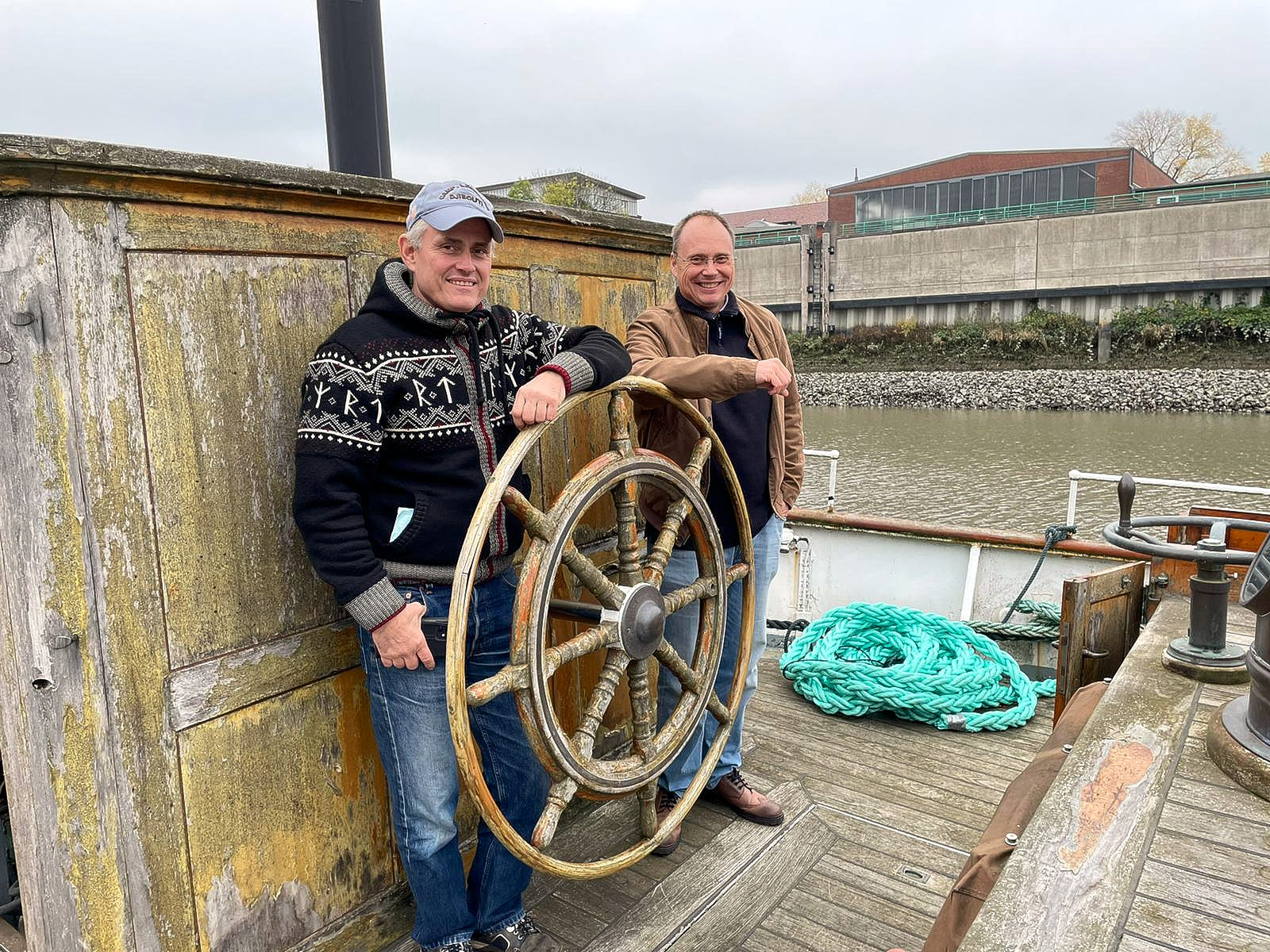 Juha Pokka och Jan Rautawaara på S/Y Anny von Hamburg i, just det, Hamburg.