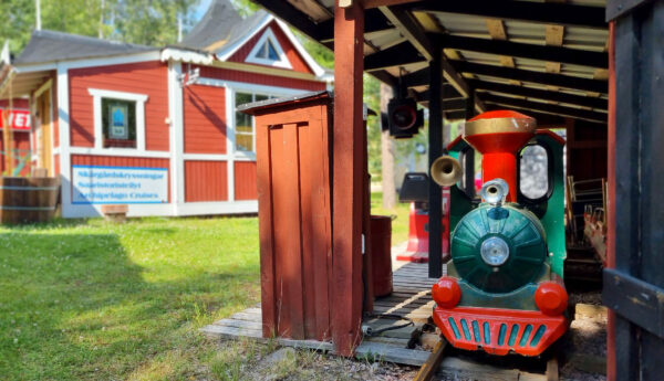 Miniatyrtåg för barn.