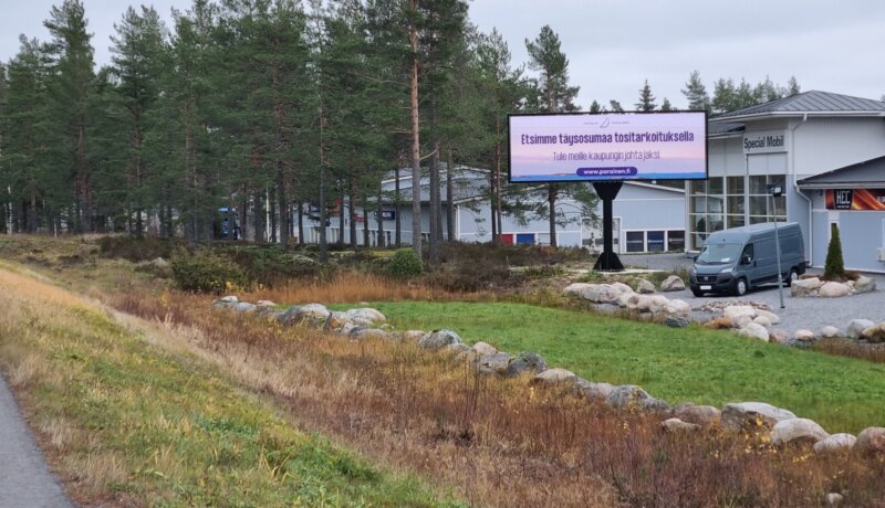 skylt vid väg