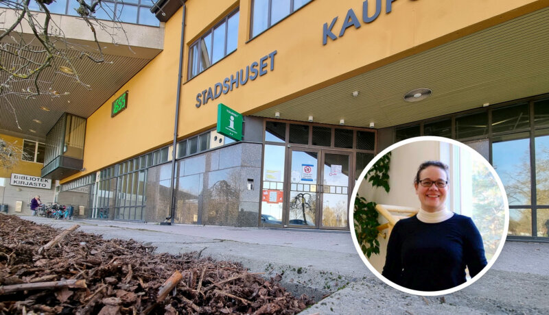 ett bildkollage på ett gult stenhus och en kvinna med glasögon