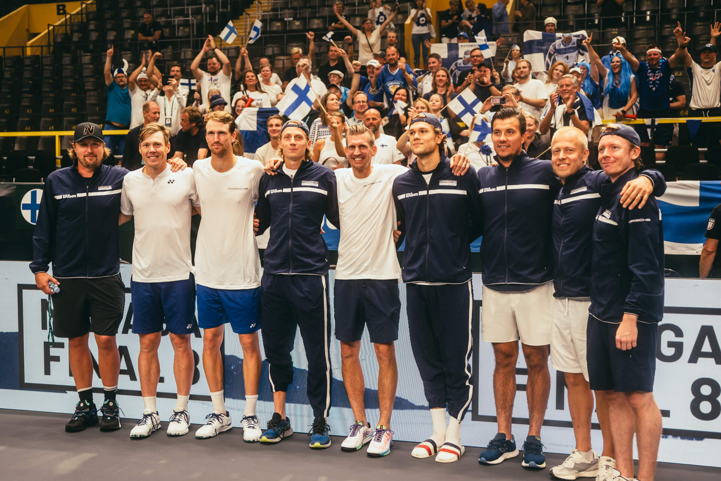 Tennisspelare på rad