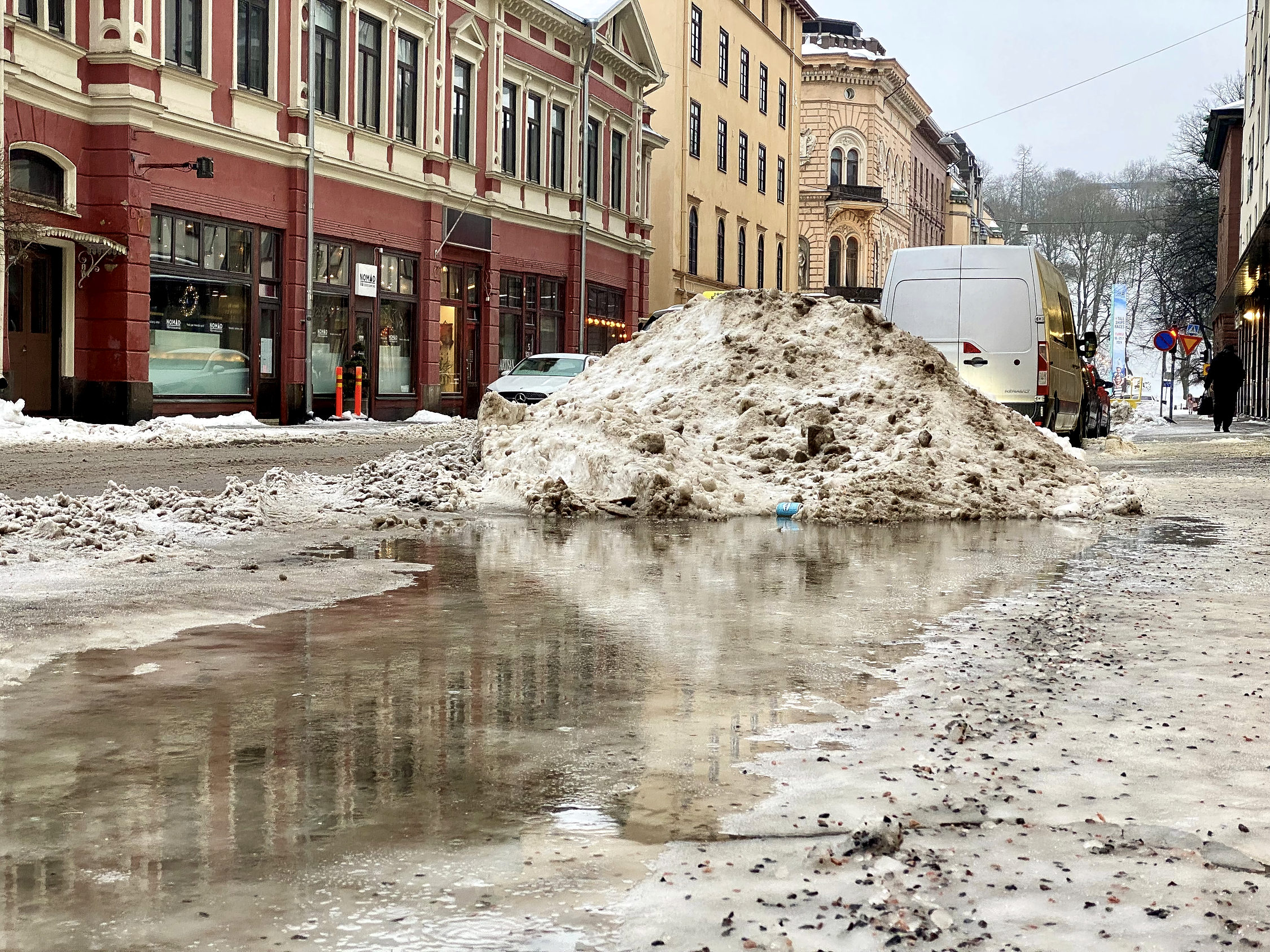 Slaskig snöhög