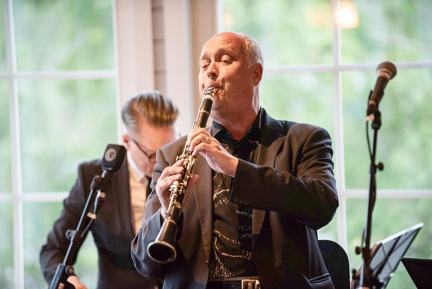 musiker spelar