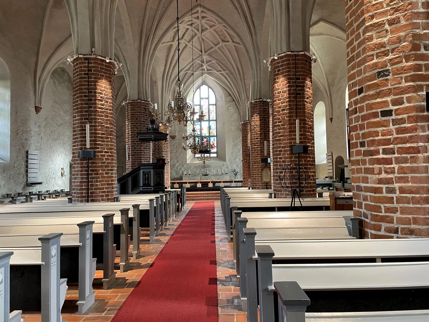 kyrka inifrån