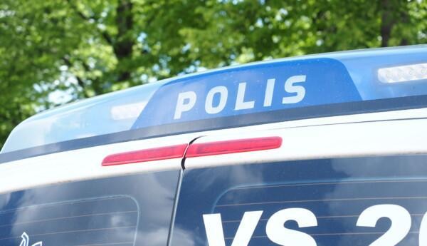 Polis, polisbil, patrull, polisen i sydvästra Finland, brott, kriminalitet.