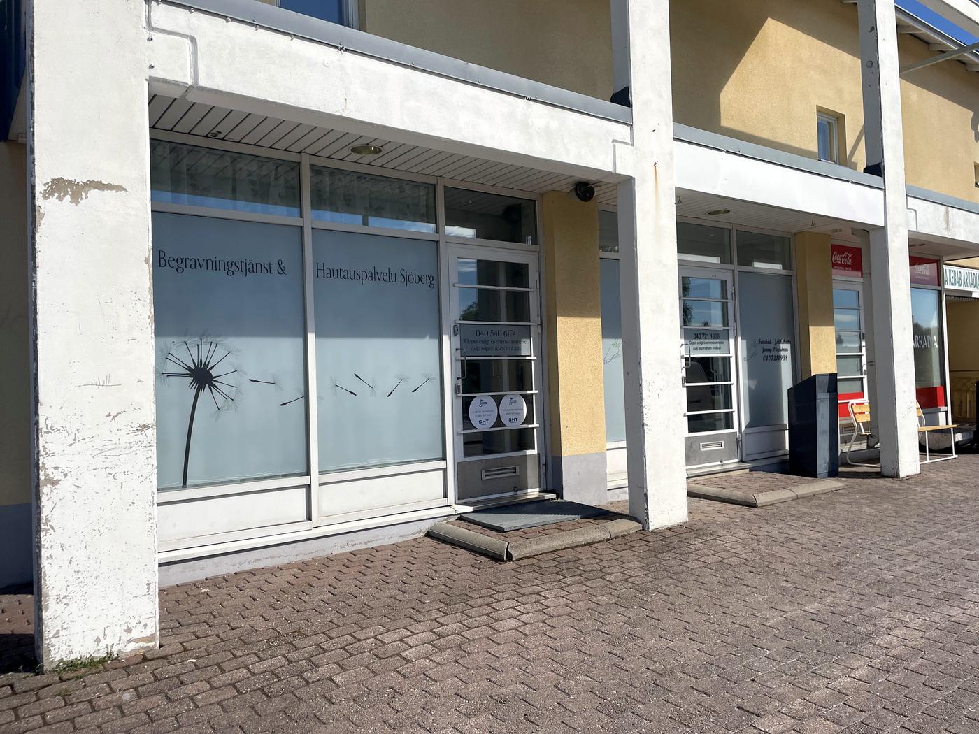 begravningsbyrå utifrån