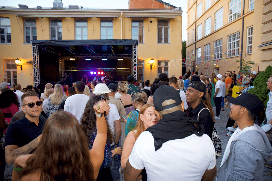 Publik på Sounds of South-festivalen i Åbo.